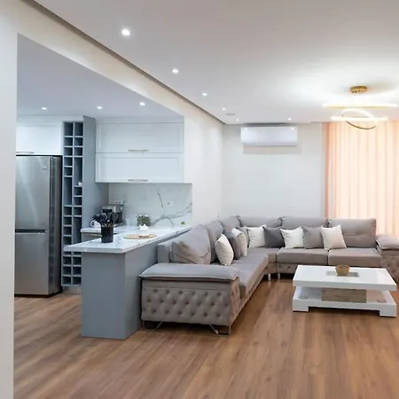 Paradise Dream In * Vlorë